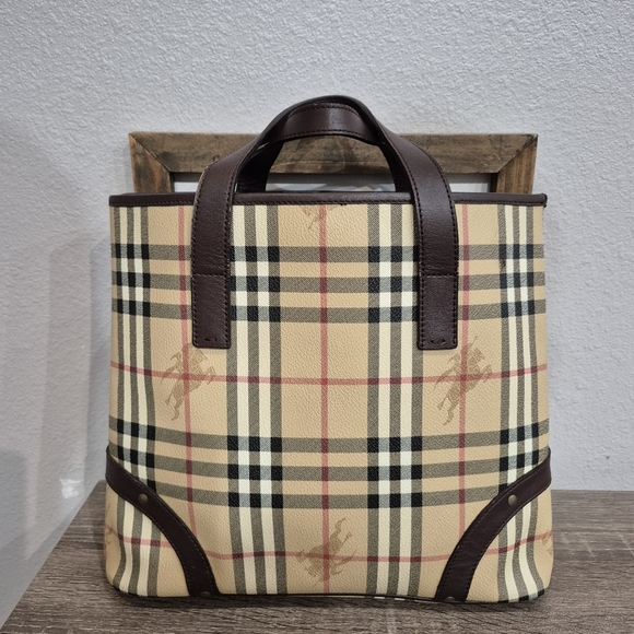 Burberry Haymarket Tote Bag Beige and Brown Check Tote, Authentic - Picture 2 of 9